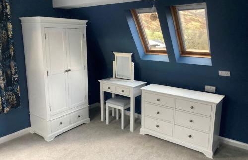 Tyn-Y-Berth Sleeps 27 luxury group accommodation - Photo 12