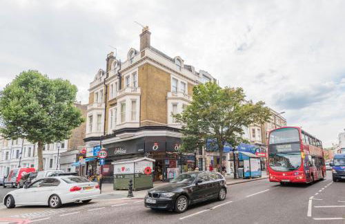 A Grand Passion - Foto 54