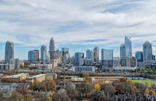 Modern Rooftop Townhome w Hot Tub & Skyline Views - Photo 68
