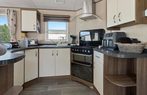 Retreat at the Lake - Fishing Lakes, Heated Outdoor Swimming Pool 500yrds on Sister Park , Pool Open April to September - Foto 22