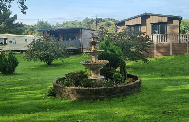 Stunning 1 Bedroom Lodge - Photo 18