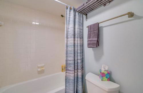 Tropical Retreat with Pool and Tennis Courts in Hudson - Foto 18