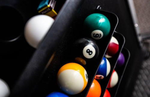 City home with parking and garden- pet friendly - Photo 48