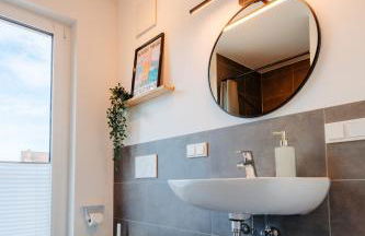 hestlehomes - Stadtvilla Leine - PARKING, ZENTRAL & ÖPNV NAH - Foto 17