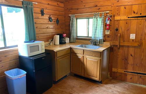 Poolside Rustic Cabin with Amazing Views - Foto 9