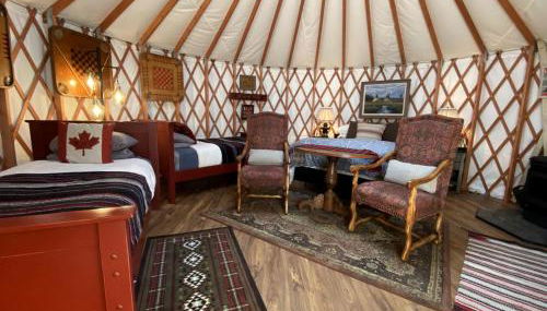 Rustic Yurt Getaway on Beautiful Snake River in Rigby, Idaho - Foto 3