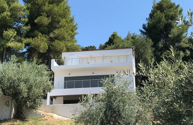 Villa Christina Asproneri With Panoramic Sea View - Photo 3