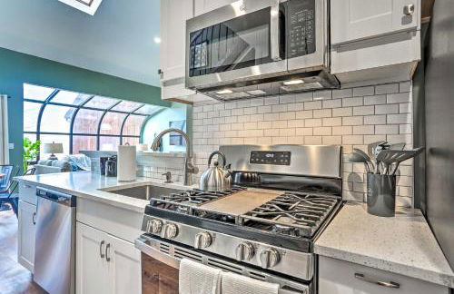 Inviting Vernon Twp Condo with Private Balcony! - Foto 10