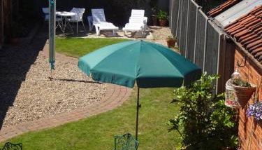 Wayside - Foto 1, Garden view