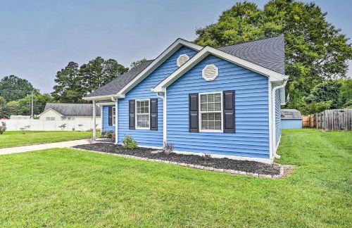 Tasteful Greensboro Haven about 3 Mi to Downtown! - Foto 24