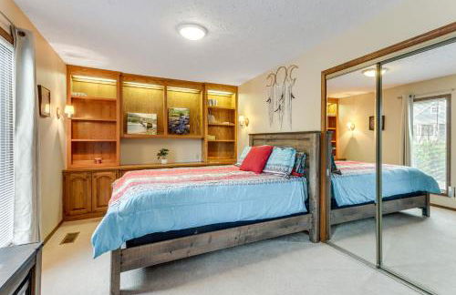 Holiday Island Family Home on 13th Green! - Foto 14