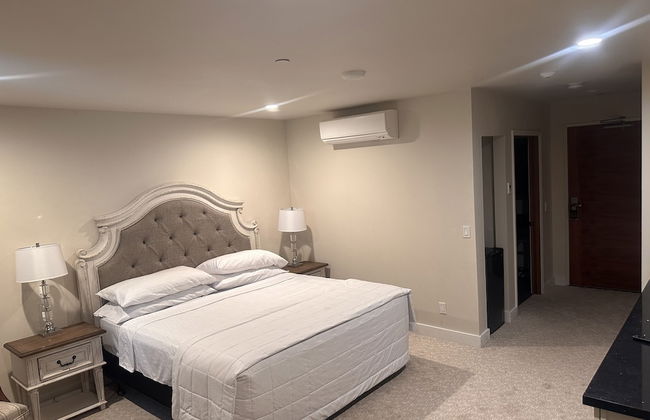 Lakeview Hotel - Photo 3