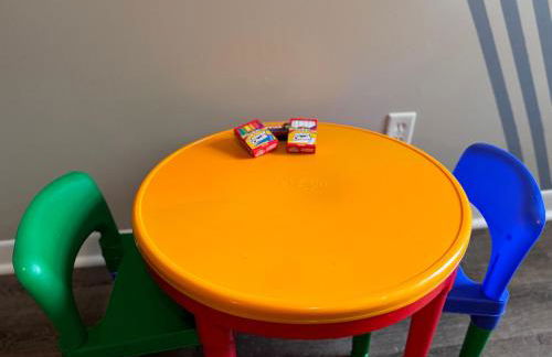 Decatur Chic Family Home with Pool Table - Photo 34