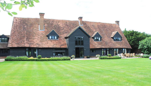 Period Luxury Converted Barn Windsor/Maidenhead - Perfect for family groups - Foto 2, Imagem principal