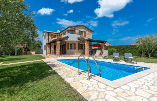 Mediterrane Villa mit privatem Salzwasserpool, Babybett, Whirlpool, Tischtennis, Spielplatz - Foto 4