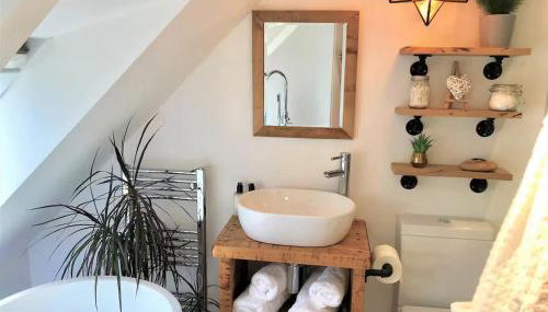 The View, Countryside Retreat with private hot tub, Cheshire - Foto 4