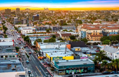 Historic Apartment with Roof Deck in the Heart of North Park - Foto 36