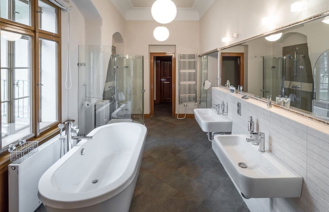 3 Epoques Apartments by Adrez Living - Foto 63