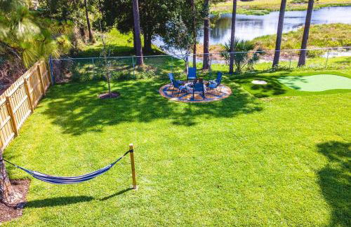 2023 Built! FineArt, Putt-Putt, Hammock, Backyard, Pet and Kid friendly - Photo 40