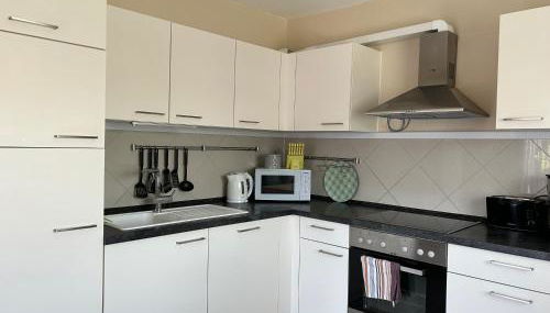 Parkplätze, Einzelbetten, 2 TVs, Balkon, Terrasse, fast Wi-Fi bis zu 1000 Mbit, Homeoffice - Foto 3