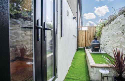 The Cottage - 2 Bedroom Cottage - Tenby - Photo 10