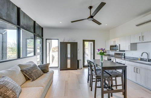 Near Trails! Mtn-View Couples Haven in Queen Creek - Foto 9