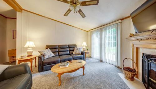 1 Mi to Lake Access Erie Home with Private Backyard - Foto 5