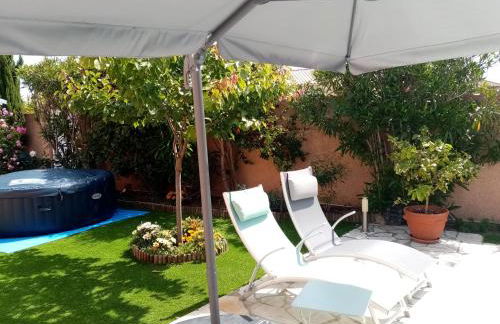 Appartement calme dans villa, piscine et spa et mer - Foto 17