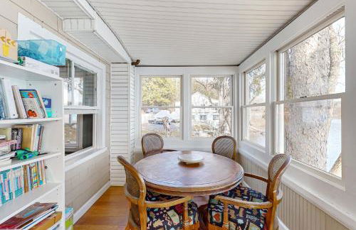 Lakefront Living - Foto 17