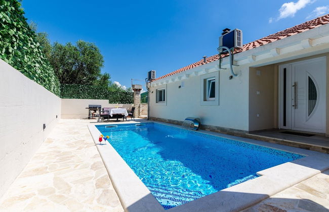 Villa Tranquility Nest Beniva - Three-bedroom Villa With Swimming Pool and Partial Sea View - Foto 29