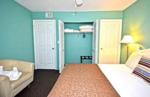 Sunrise Suites Big Kahuna Suite #202 - Photo 27