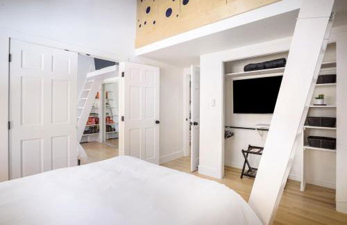 Boulder Luxury Getaway 7 acres River & Pond - Photo 27