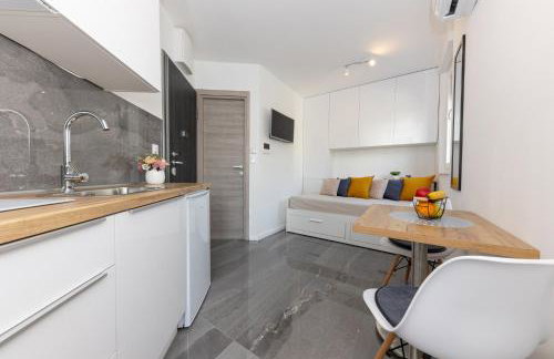 New Studio for 2, Free Private Garage Spot, Wi-Fi, 200 m from Mall of Split - Foto 5