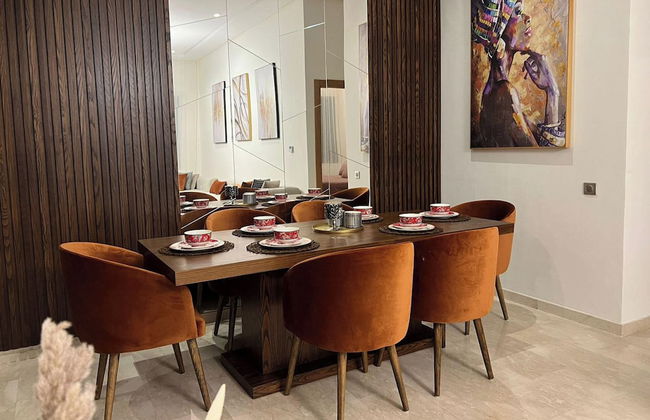 2 Bed Apartment - Balcony, Parking, Wifi - Photo 12