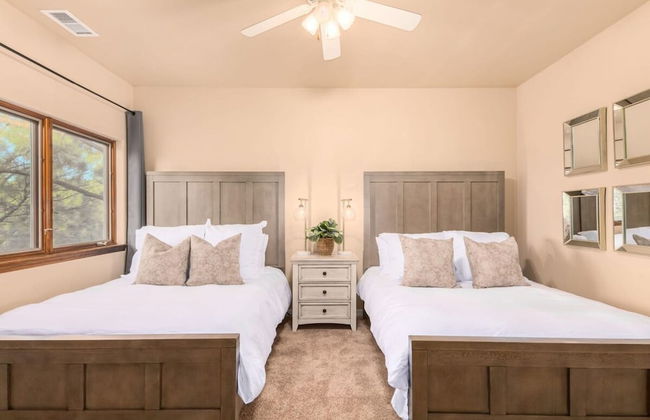 Amberwood Estate w 5 Showers Spa Mtn Views - Photo 28