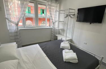 Dimora di Antonietta Room - near Train Station & Wi-Fi - Foto 2