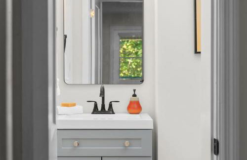 The Bauhaus - 4BR,3BA ,Families , Ample Parking - Foto 38