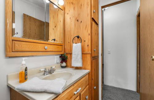 The Sweet Retreat by Simple Life Rentals - Photo 41