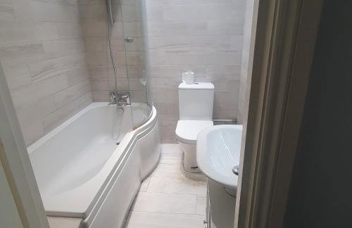 Flat with excellent transport links to central London. - Foto 8