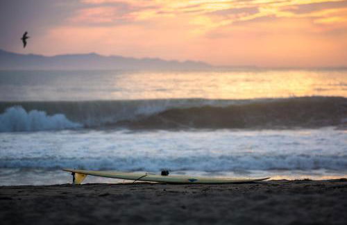 Steps 2 Beach- Luxury Home, Game Room, Roof Deck, Firepit, Pets OK - Foto 41