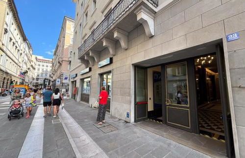 Teatro Romano Exclusive Suites - Photo 22