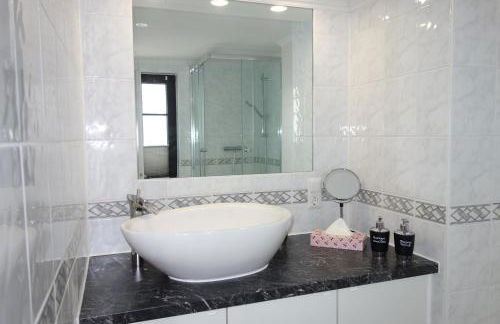 HAPPY HOMES RED - Dein stylisches Maisonette-Apartment mit Wow-Effekt! - Foto 11