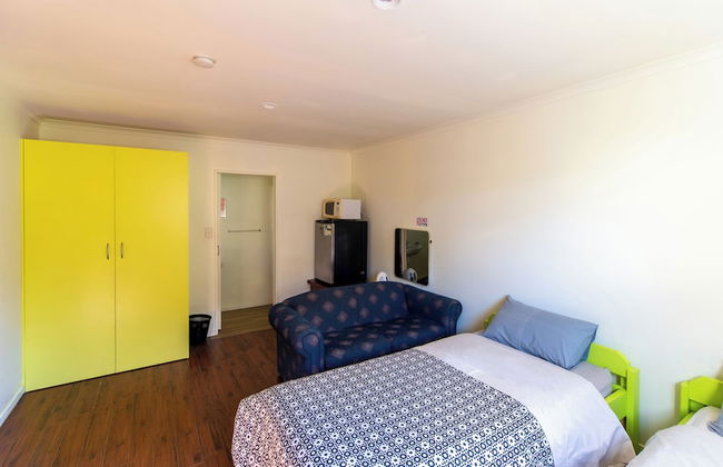 Morning Calm Lodge Limited - Photo 7