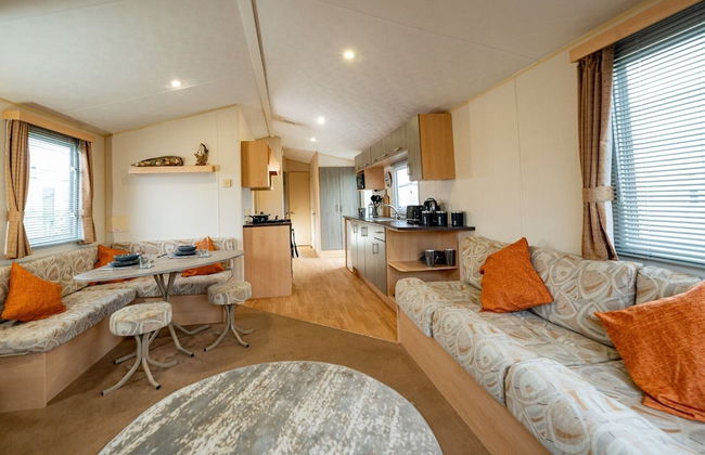 Inviting 3-bed Caravan on Sand Le Mere, Tunstall - Foto 10