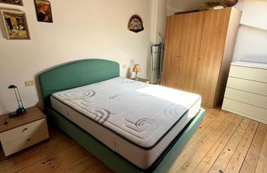 Mansarda con balcone nel cuore di Brenzone sul Garda - Foto 13