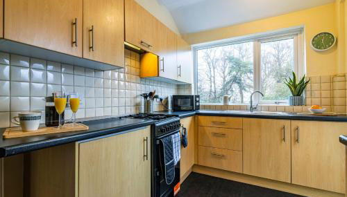 University View-Off-Street Parking-Sleeps 8-Fast WiFi - Foto 5