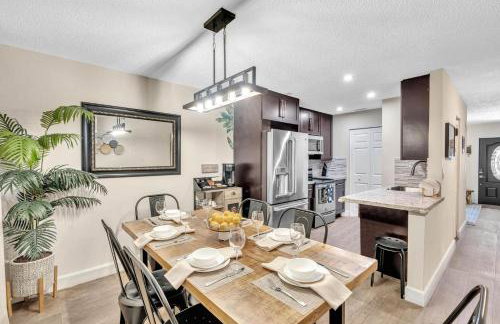 Estelo's Place - Modern townhouse with King bed, only 5 min from the Airport! - Foto 4