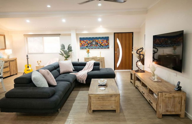 Rosewood Rustic Refuge Pool Outdoor Dining Backyard - Foto 25