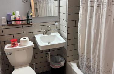 Buffalo 4BR Home 5 Beds, Near Airport & Downtown - Foto 7