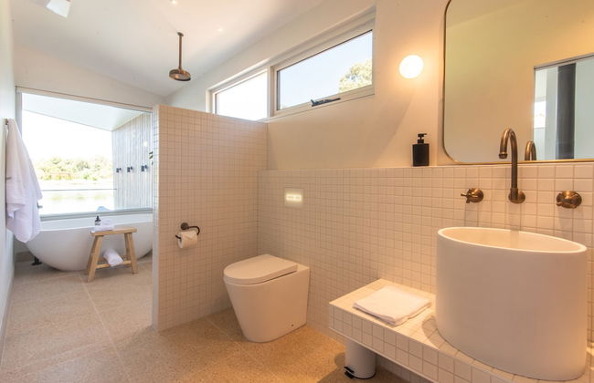 Edge Luxury Villas - Photo 28